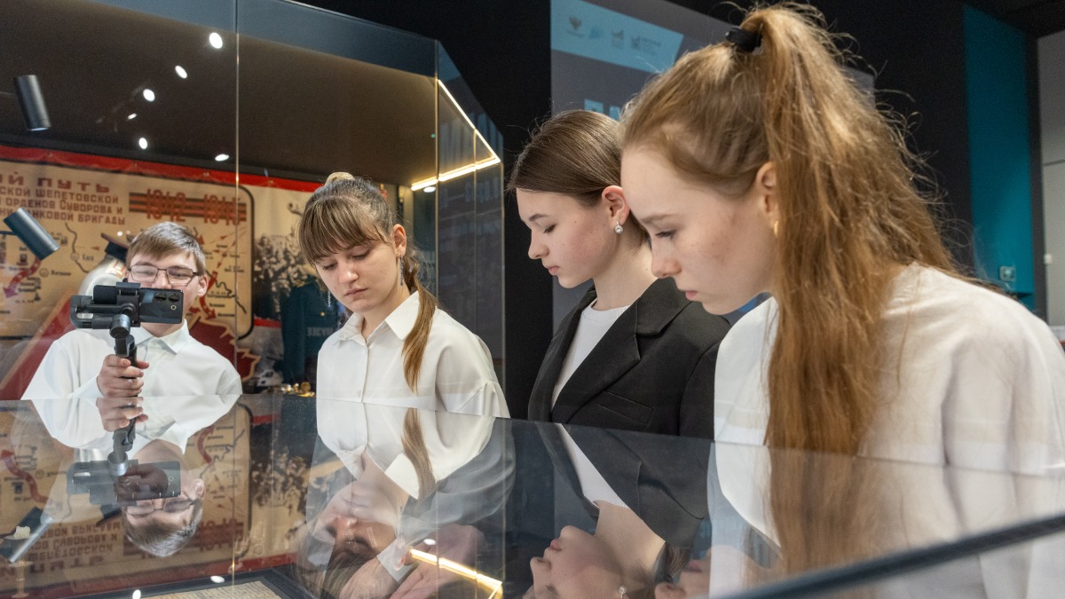 В Музее Победы школьников научат реставрировать архивные фото