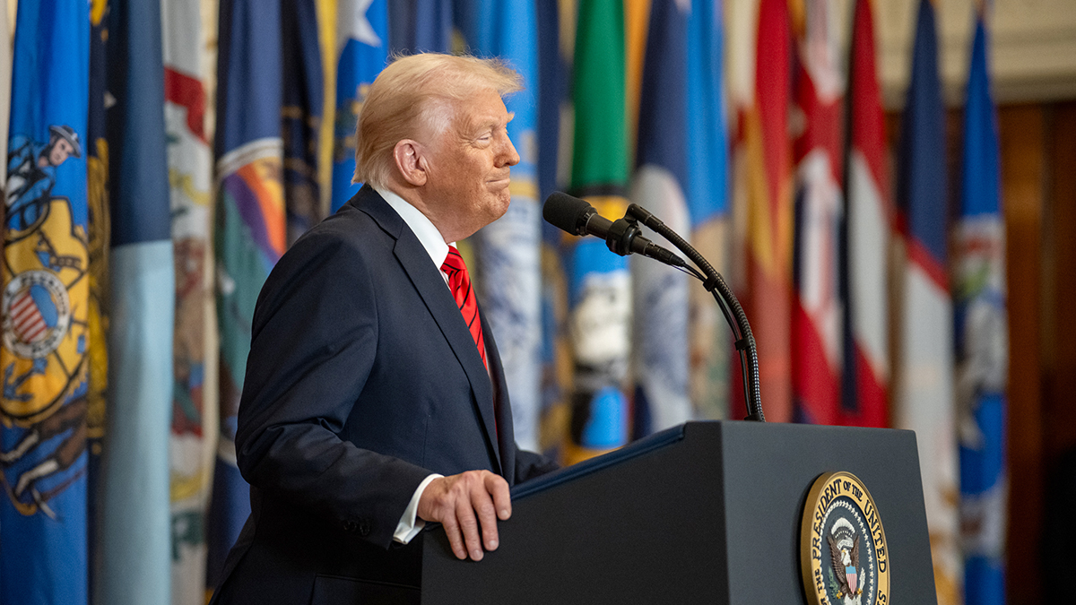 WP: Трамп депортирует сотни тысяч украинцев