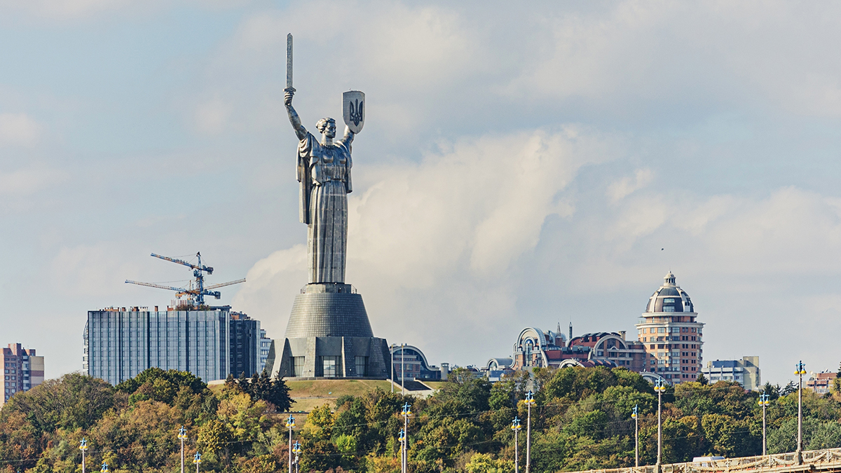 СМИ: В Киеве начались стычки из-за проведения на Пасху ЛГБТ*-фестиваля