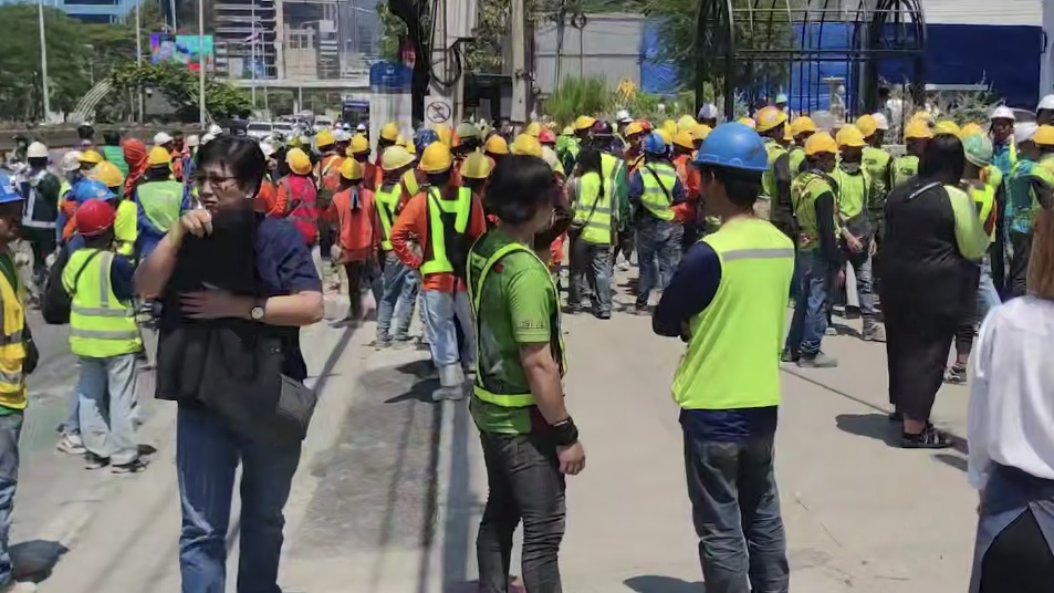 TB: Минимум один рабочий погиб после обрушения здания в Бангкоке