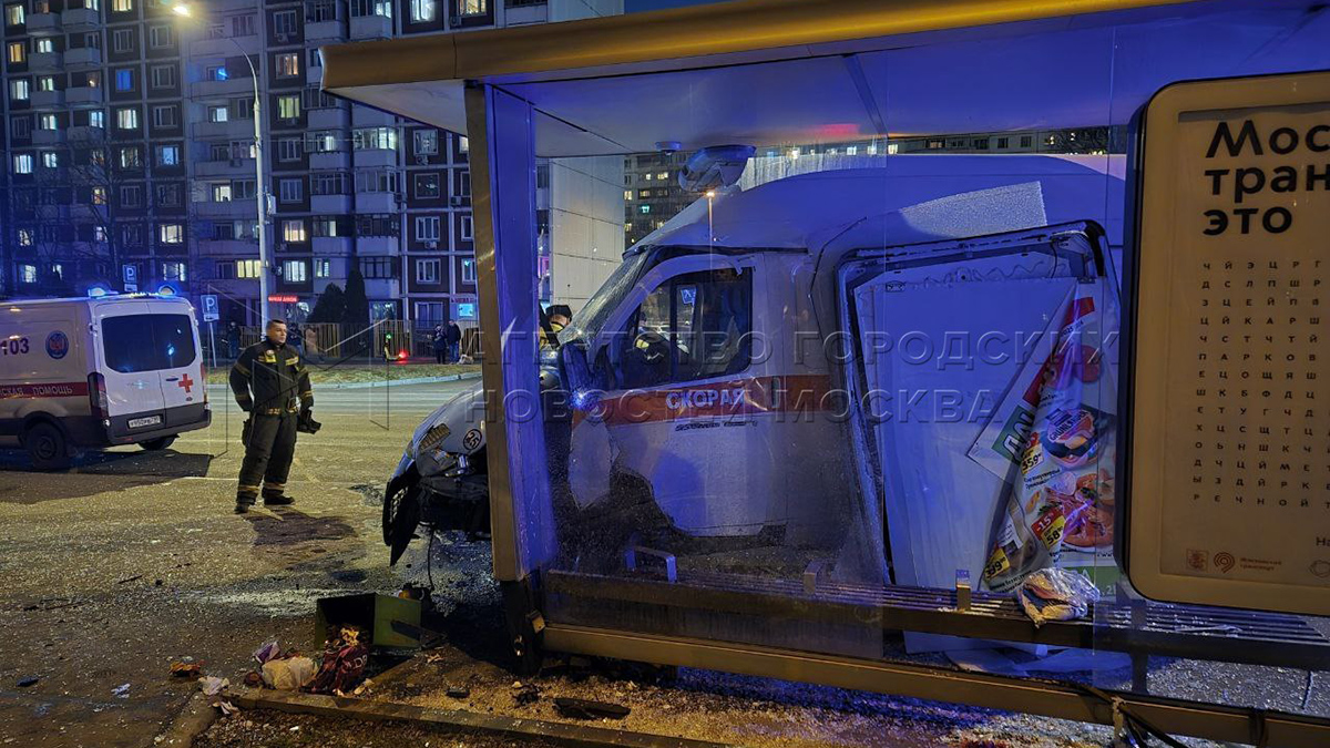 МВД уточнило информацию о пострадавших в аварии со скорой помощью на юге Москвы