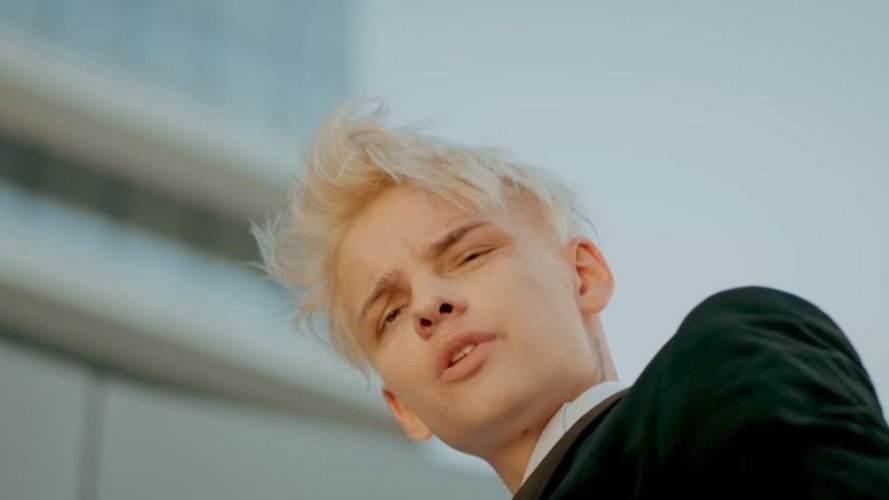 Mash: Блогер Егор Шип практически ослеп