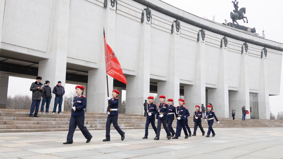 У Музея Победы стартует городской Смотр строя и песни
