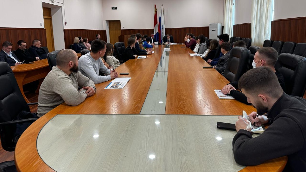 Российские депутаты оправдались за то, что наградили сами себя