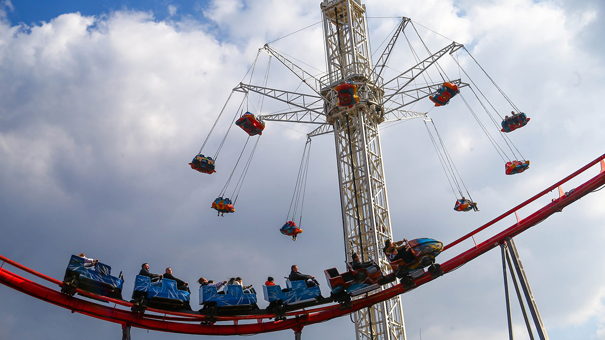 Женщина погибла, вылетев с американских горок в Стокгольме