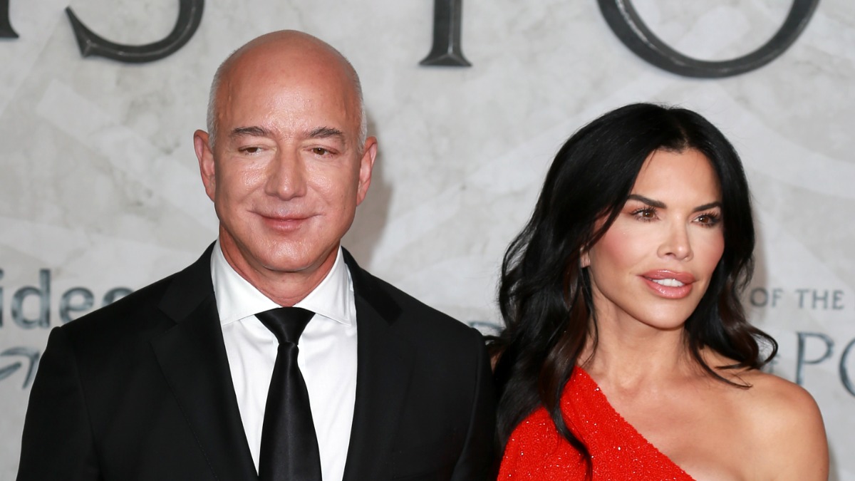 Дорогие яхты звезд заполонили берега Венеции перед свадьбой Безоса