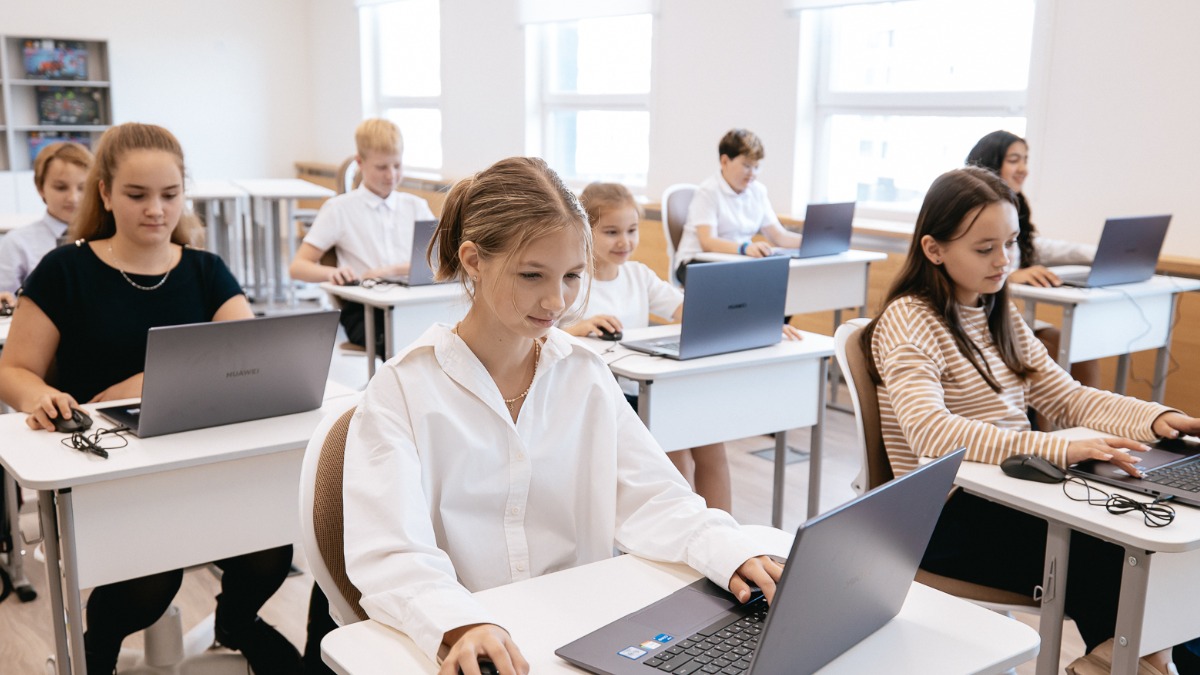 Видеоуроки, учебные пособия, рабочие тетради и другие материалы по каждой теме доступны в МЭШ