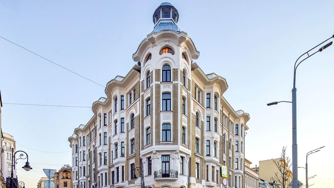 Три доходных дома и городскую усадьбу признали памятниками архитектуры в Москве