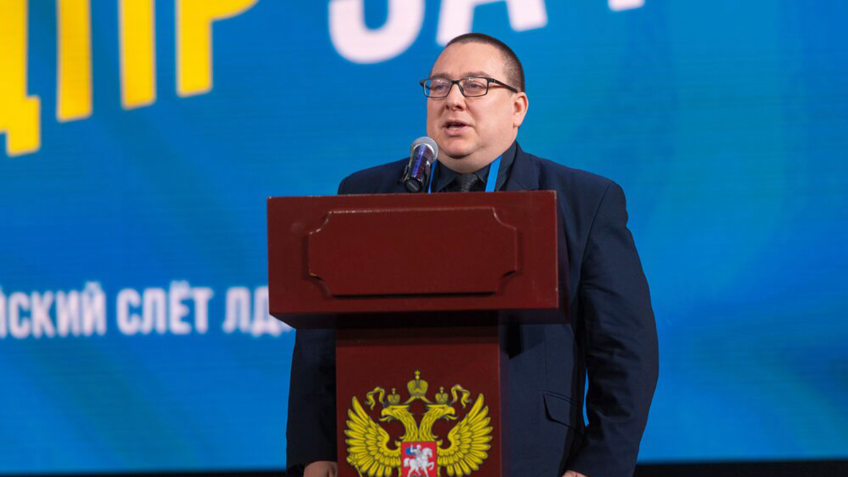 СМИ: Экс-депутата Госдумы Напсо объявили в розыск по подозрению в изнасиловании