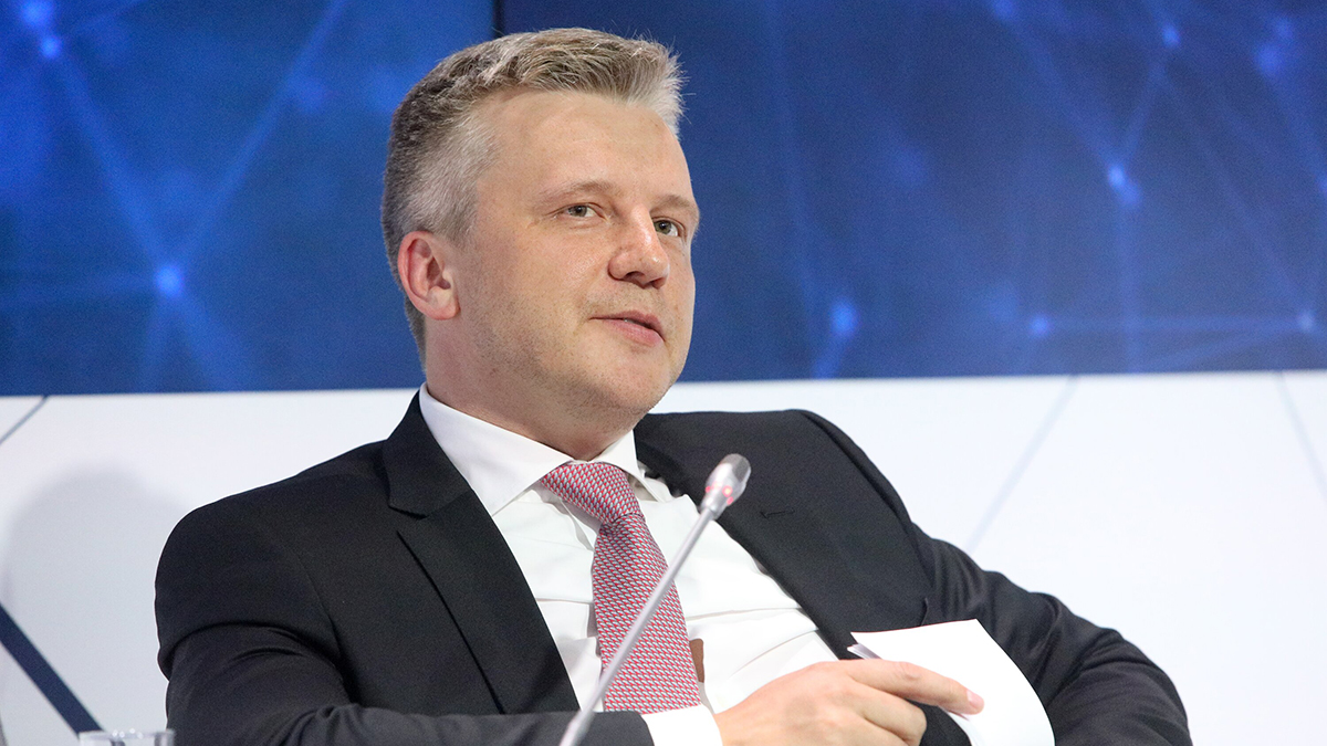 Пуртов: Москва ежедневно заключает около трех тысяч государственных контрактов