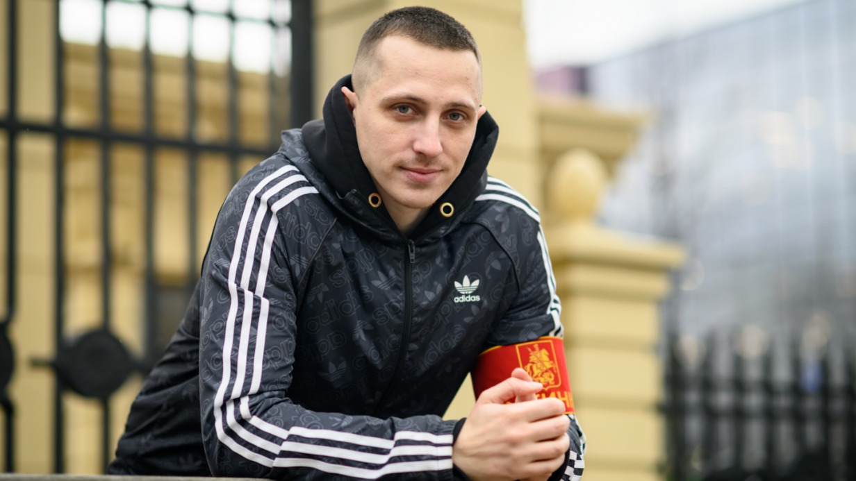 Дружинник Дмитрий Рожков на дежурстве в парке Митино. Навыки ветеранов СВО пригодятся в работе народных дружин