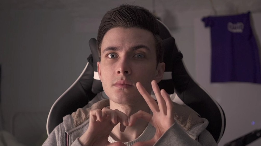 Стримера JesusAVGN и кинокритика Барабаш признали иноагентами в России