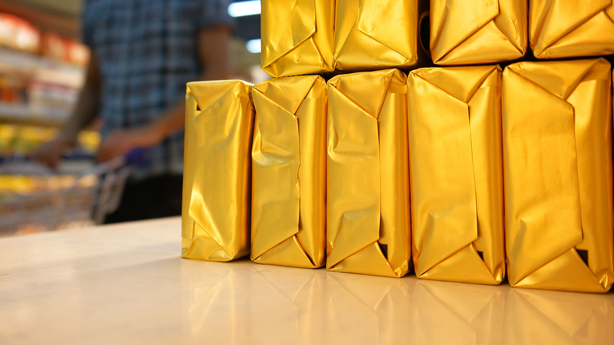 Россиянин украл более 250 упаковок сливочного масла из магазина на севере Москвы