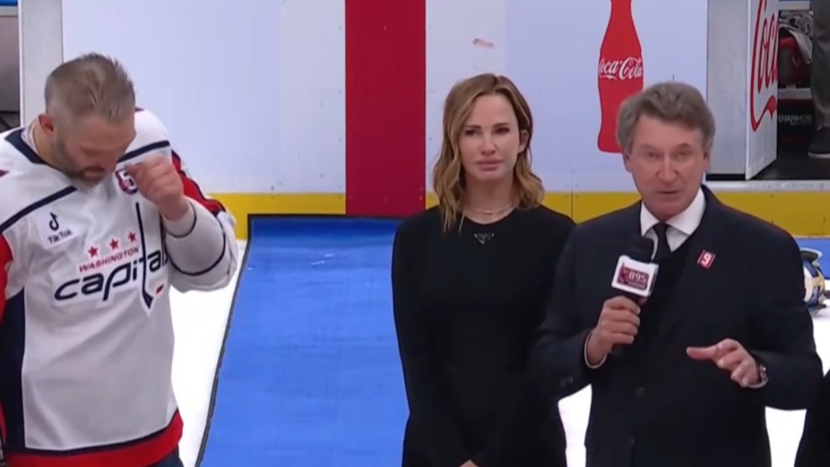 «Это нечто особенное»: Гретцки поздравил Овечкина с новым рекордом