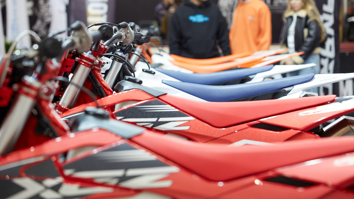 Пятнадцать школьников потерялись на мотоциклах на горном хребте в Башкирии