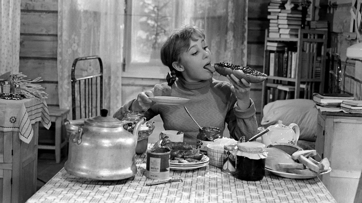 Дружинина рассказала, как Надежда Румянцева попала в фильм «Девчата»