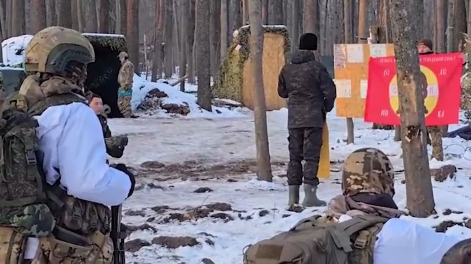 Бойцы ВДВ провели молебен перед освобождением Журавки в Сумской области