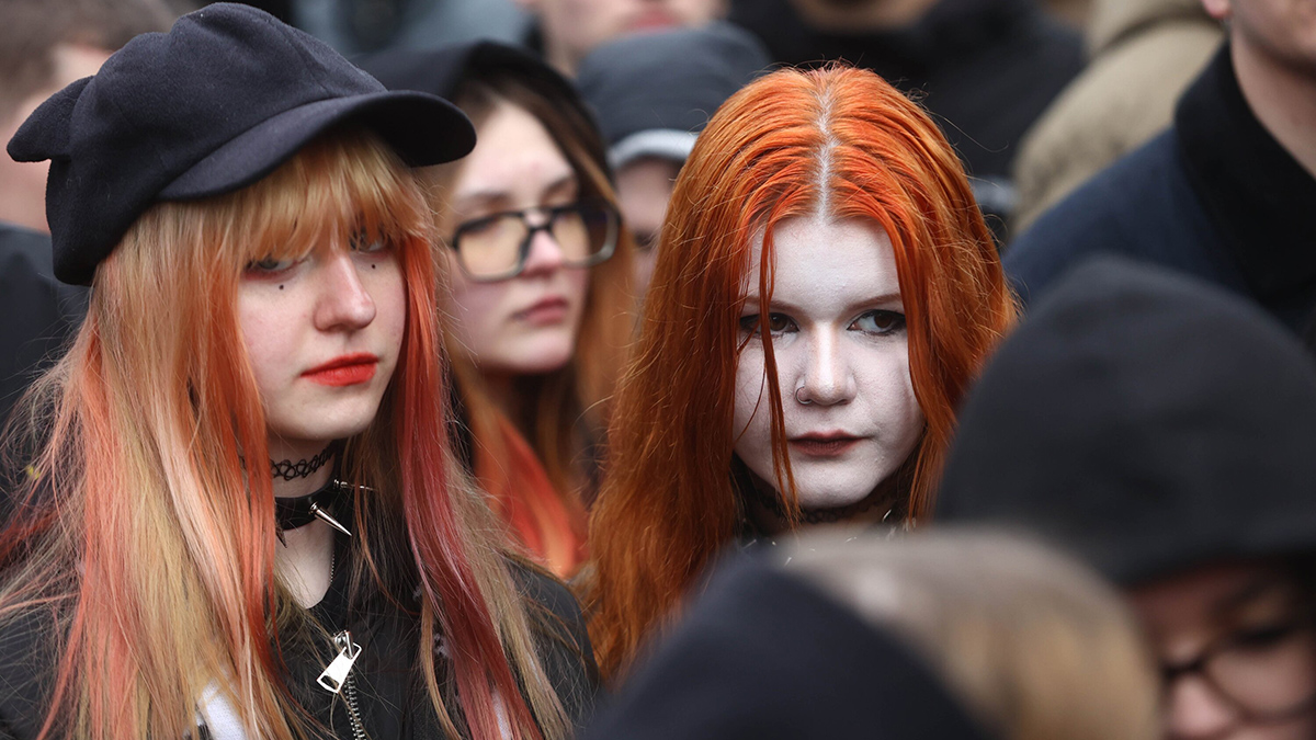 «Часть моей жизни»: фанатки Техника рассказали, почему посетили похороны рэпера