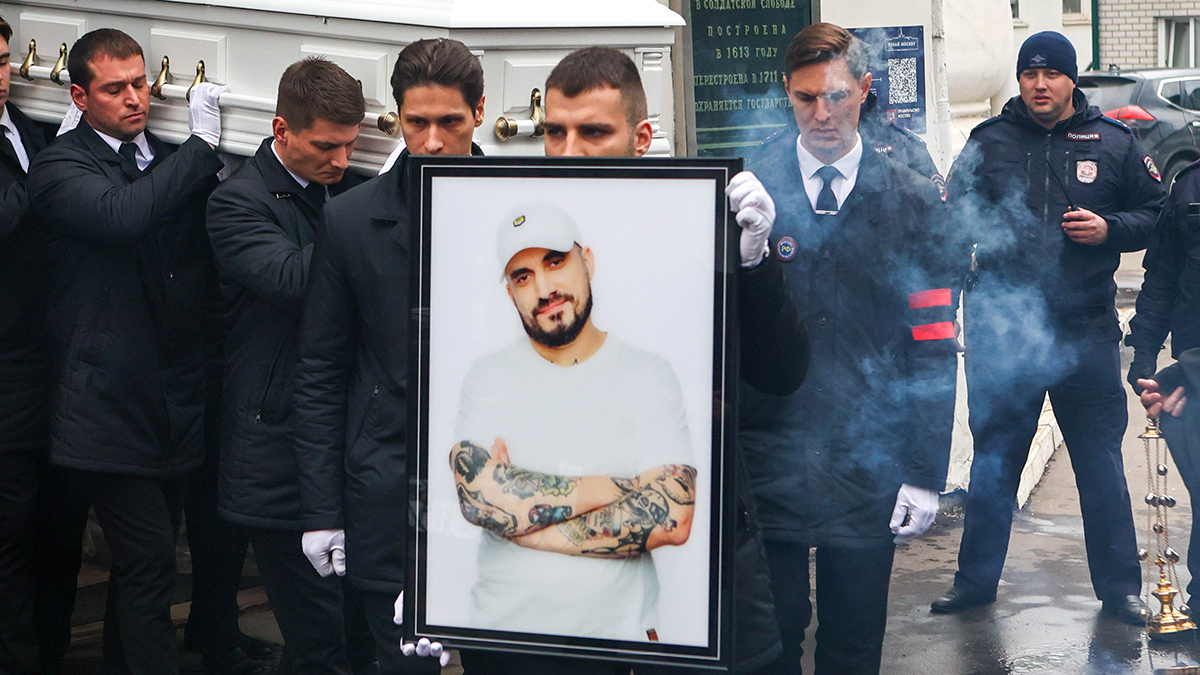 Гроб Паши Техника вынесли из храма Петра и Павла в Лефортове