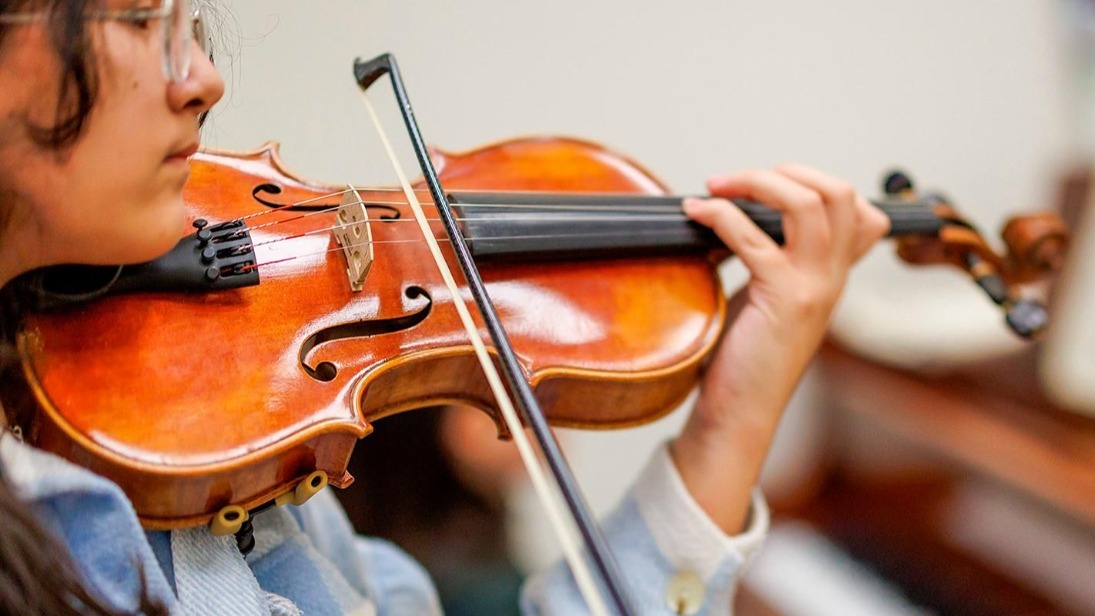 Москвичи смогут получить консультацию по вопросам творческого образования детей