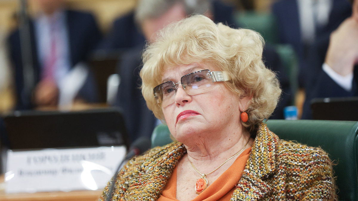 Нарусова заявила, что не знает о перспективах ее переназначения на посту в Совфеде