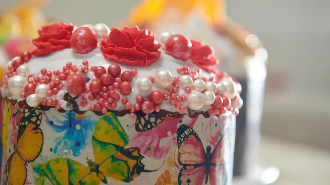 Московские фабрики испекли свыше 4,5 миллиона пасхальных куличей