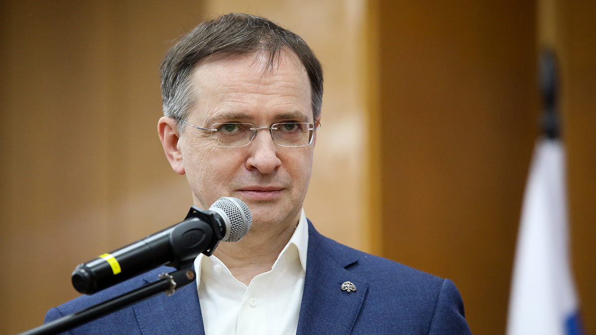 Соловьев: Украинские нацисты угрожают семье Мединского