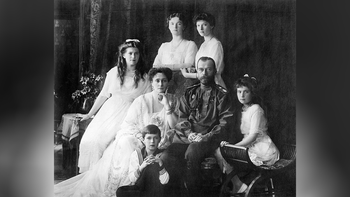 Подлинность останков семьи Романовых: как их идентифицировали