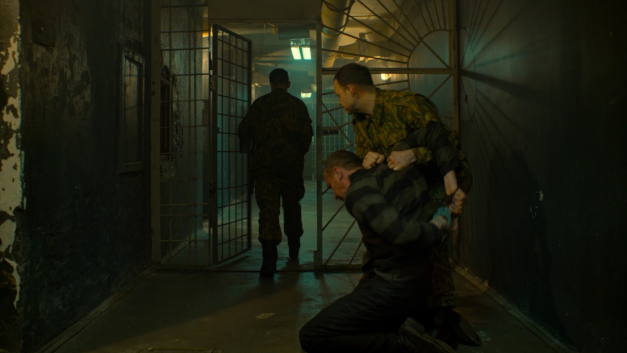 Кадр из сериала «Аутсорс», режиссер Душан Глигоров, 2025