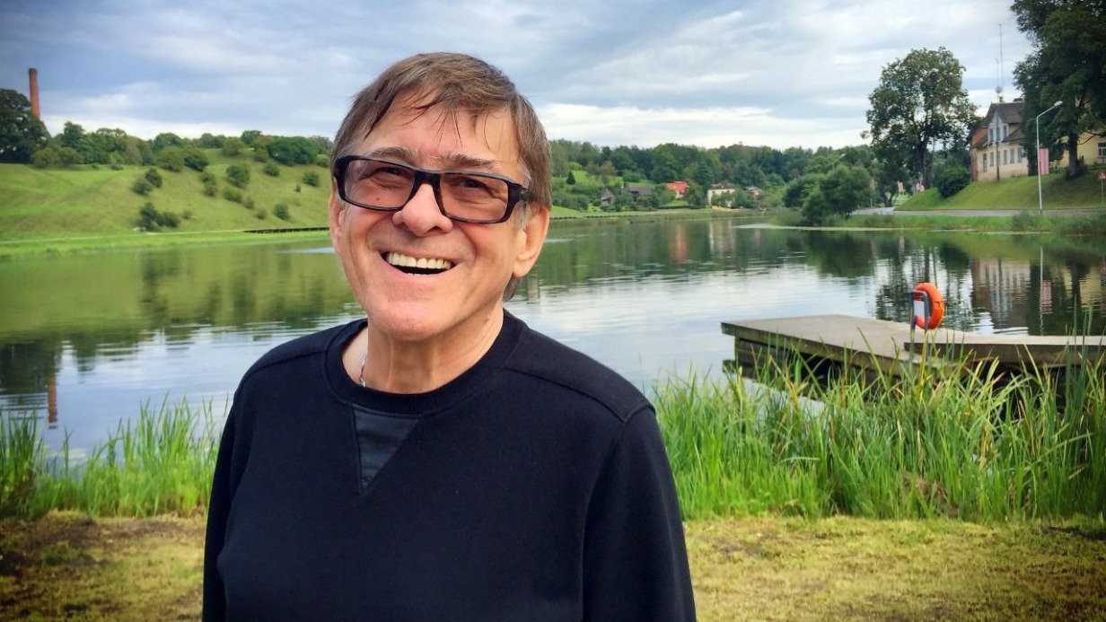 Умер директор группы «На-На» Виталий Фроликов