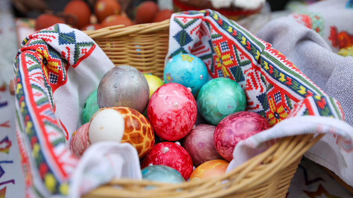 Самые вредные красители для яиц на Пасху