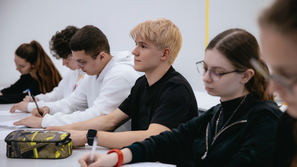 В Москве стартовал досрочный период сдачи ОГЭ