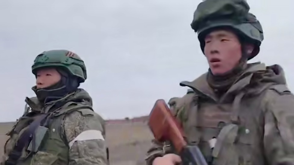 В Сети появились кадры боевой подготовки солдат КНДР в Курской области
