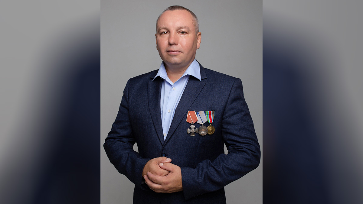 Ветераны просят проверить награды депутата Иванова из Пензы: что их не устроило, можно ли носить чужие награды