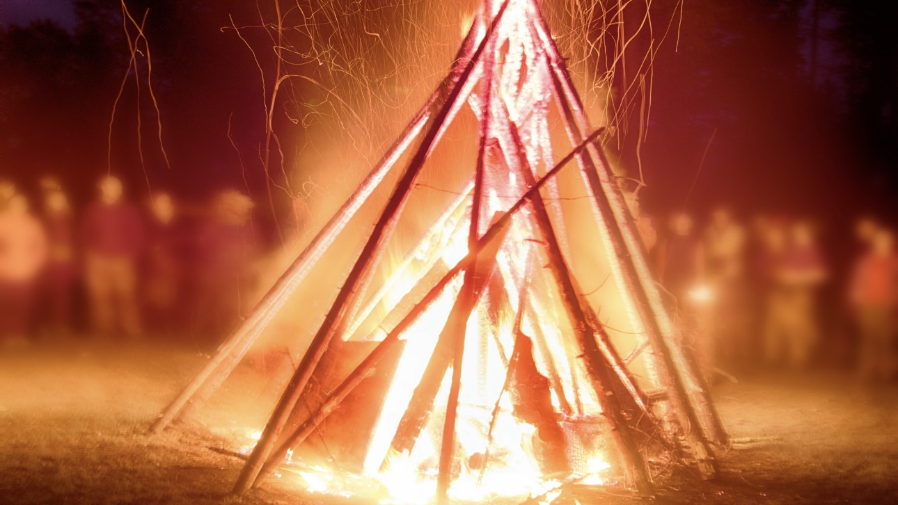 Вальпургиева ночь-2025: традиции и обычаи