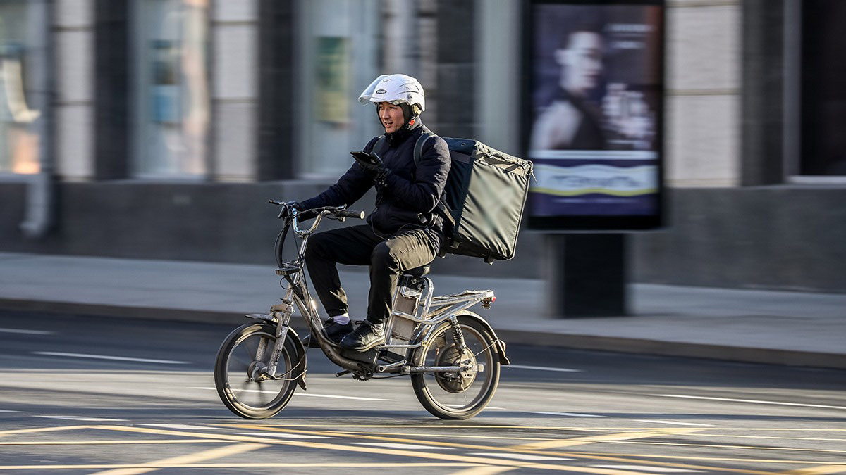 В Москве вступили в силу новые требования к транспортным средствам курьеров 