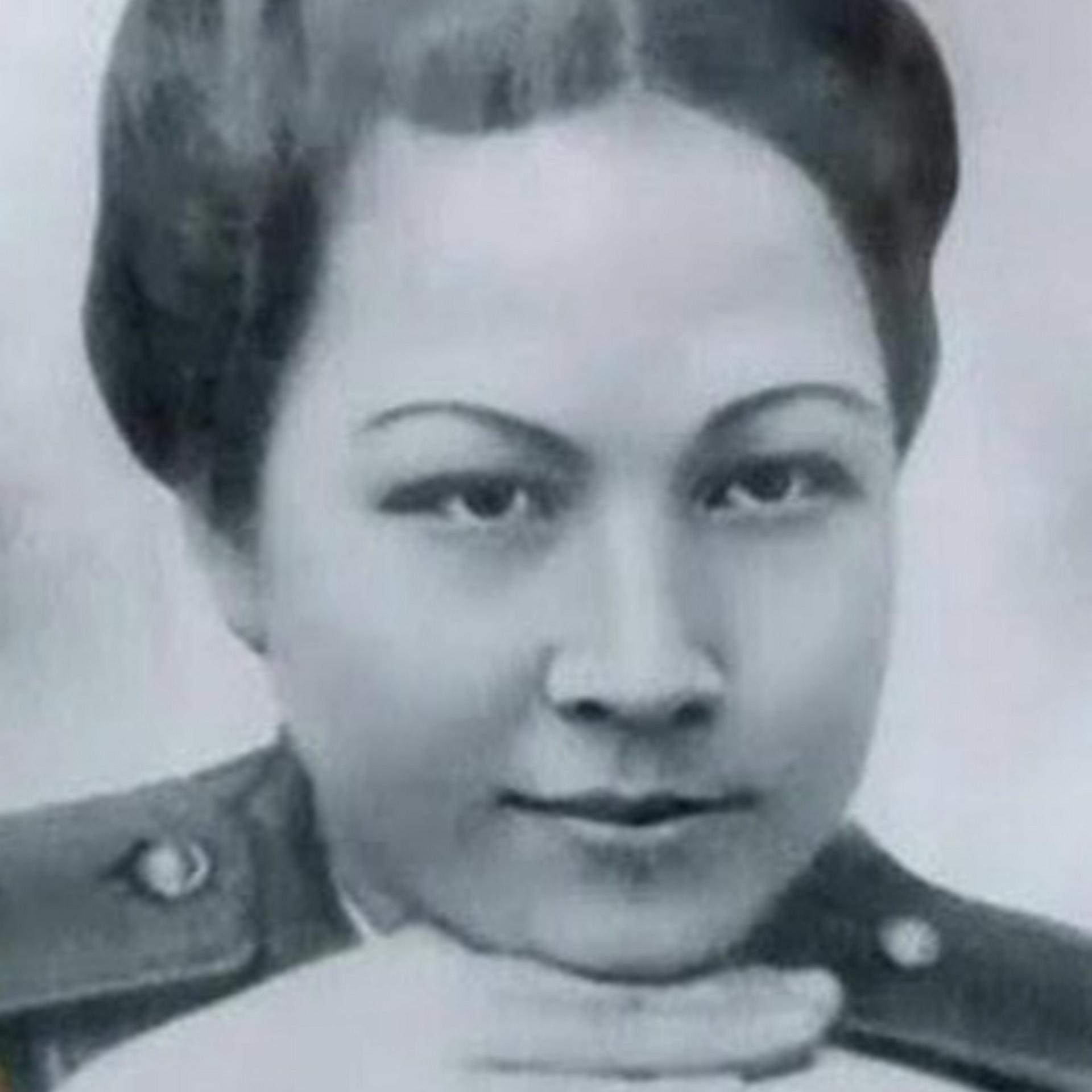 Николаева (Артамонова) Зинаида Васильевна