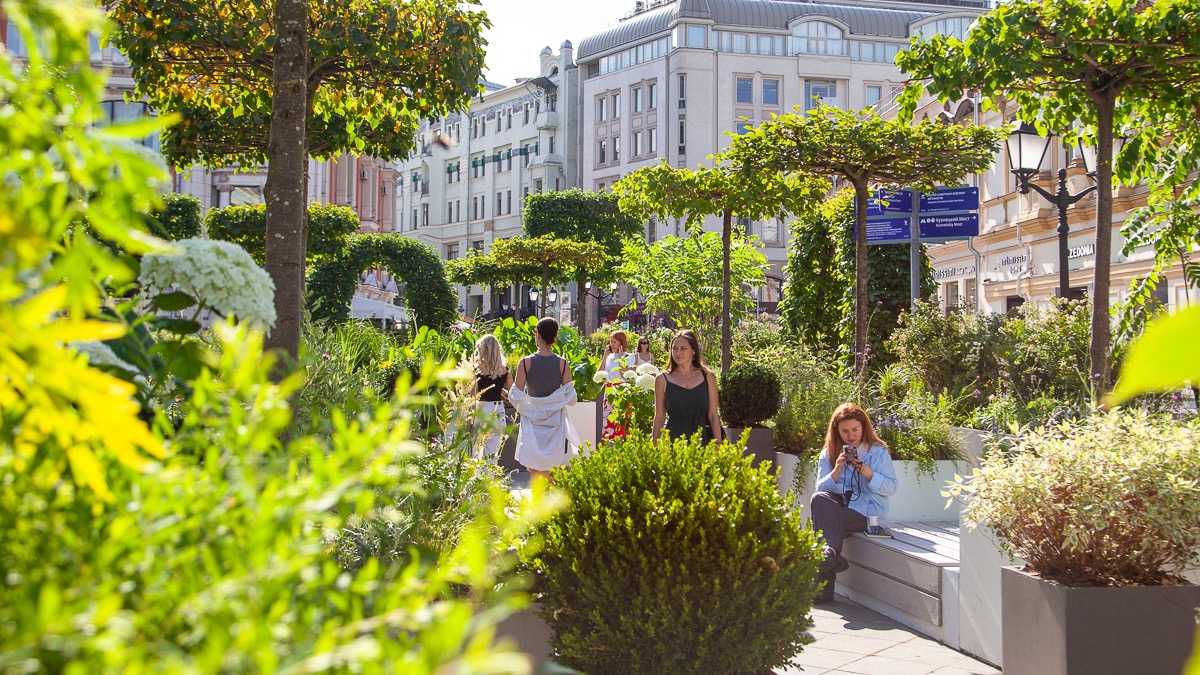 Сергунина: Более 70 ландшафтных проектов украсят Москву в рамках фестиваля «Сады и цветы»