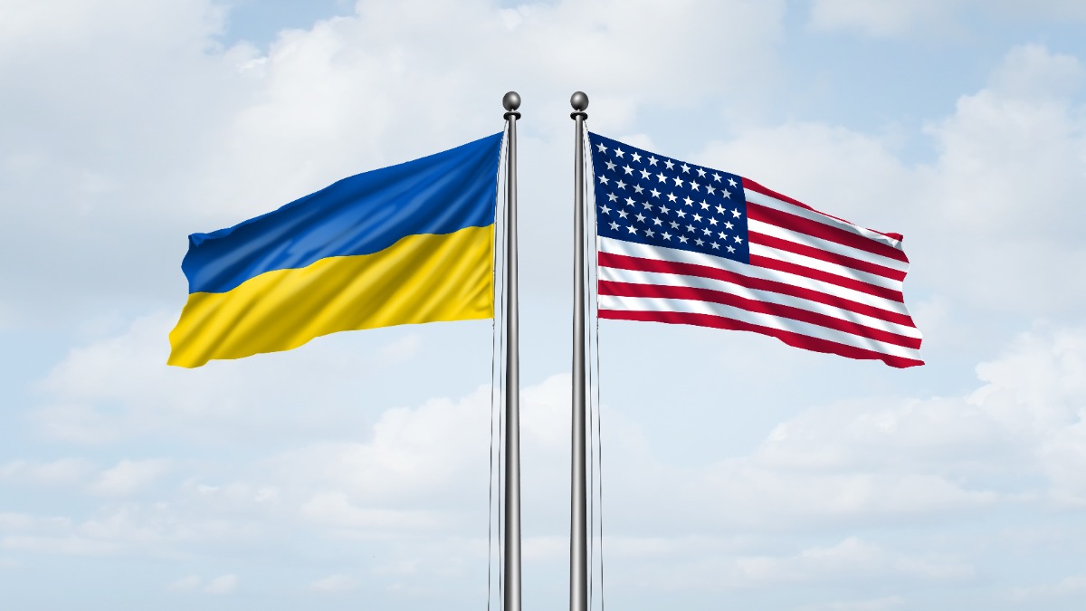 Политолог Корнилов объяснил, в чем подвох ресурсной сделки между США и Украиной