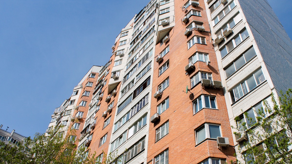 В жилом доме 1999 года постройки на юго-востоке столицы заменят все лифтовое оборудование