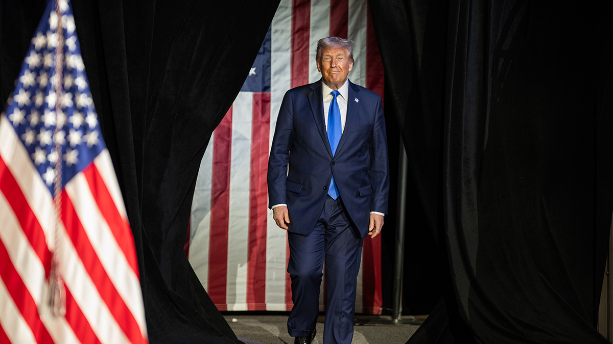 Bloomberg: Трамп требовал от Зеленского пойти на уступки, напомнив о силе РФ