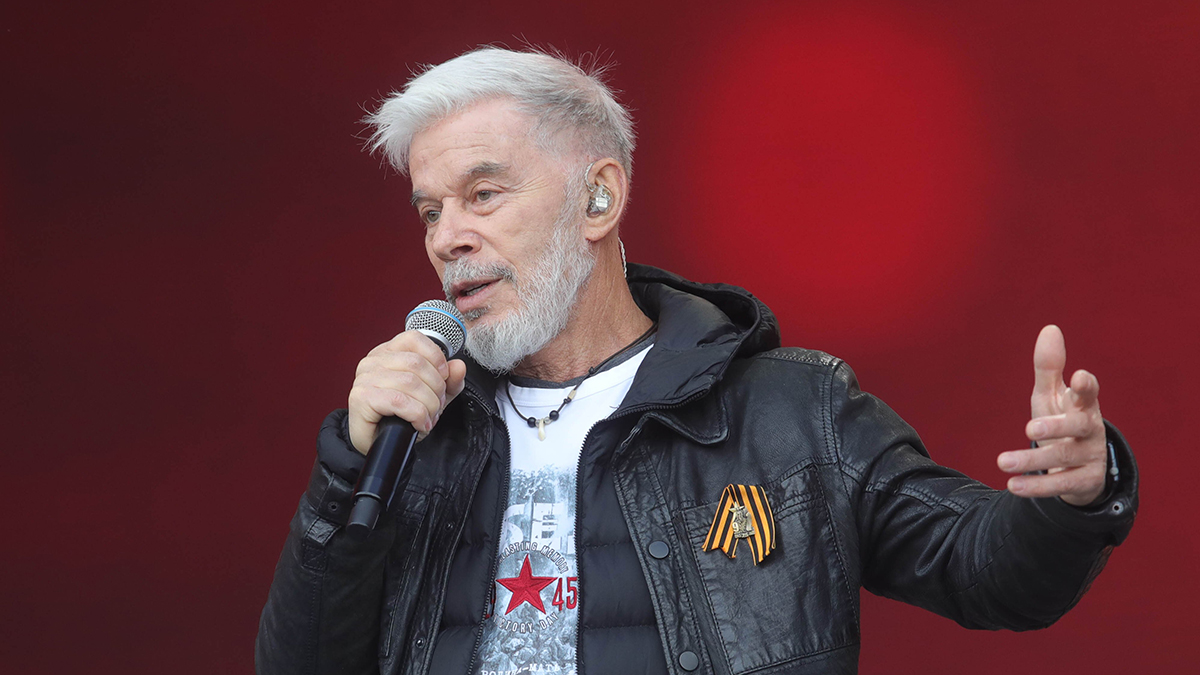 Mash: Газманову запретили делать фирменные сальто из-за проблем со здоровьем