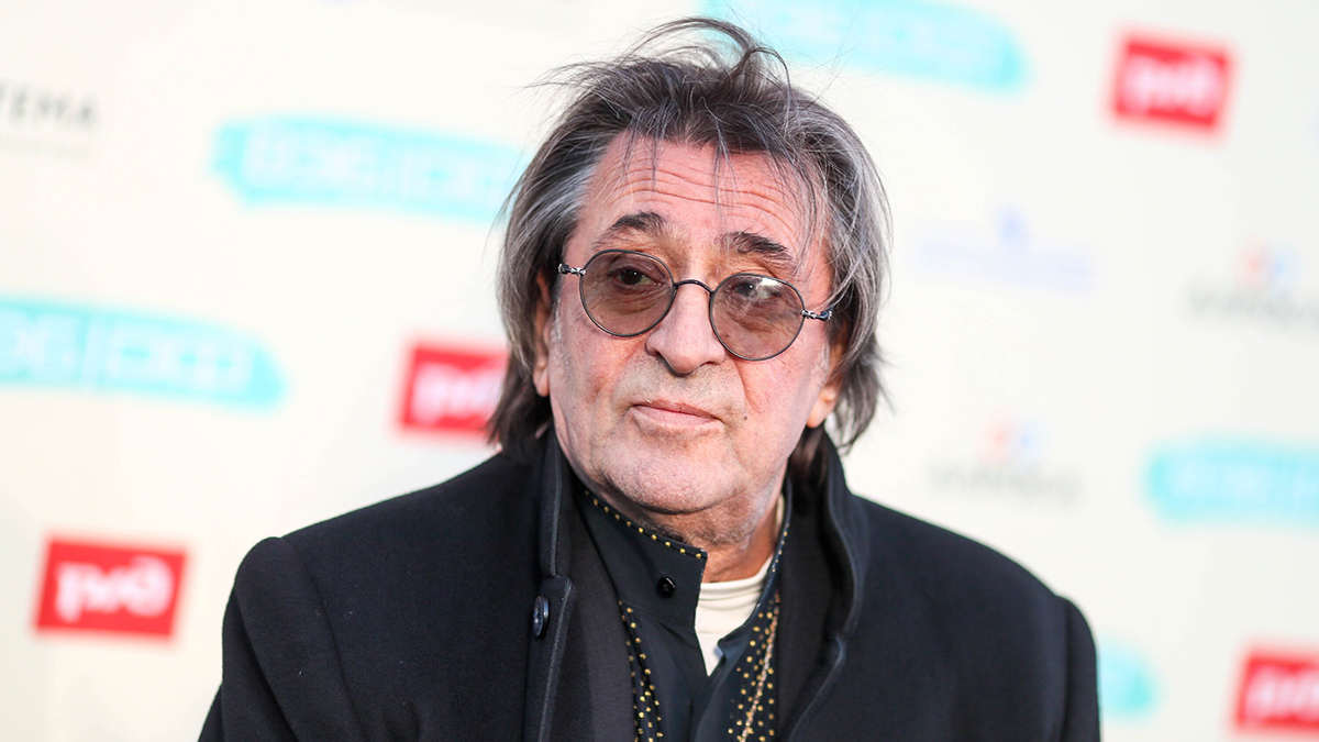 6821f3b182682c0f4da21e0f Mash: Дирижер Башмет обратился за помощью к врачам из-за резкой потери зрения