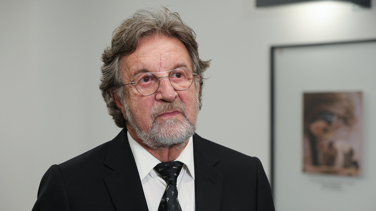 «Видите, какой?»: Ярмольник рассказал о регулярных походах на маникюр