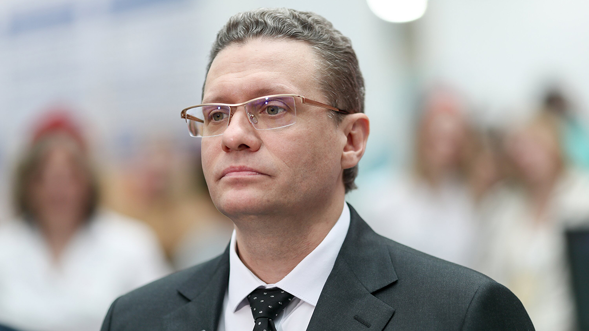 Губернатор Вологодской области в ответ Собчак предложил покатать ее на мотоцикле