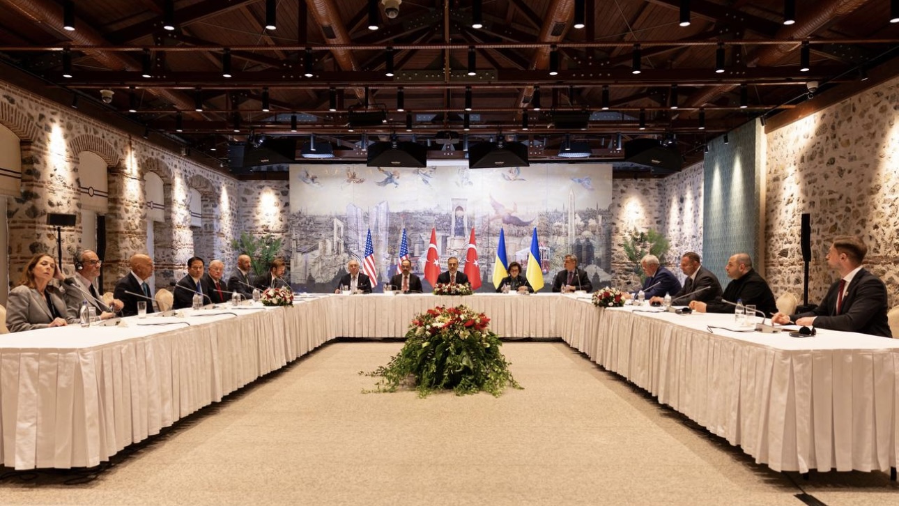 Переговоры делегаций США, Турции и Украины начались в Стамбуле