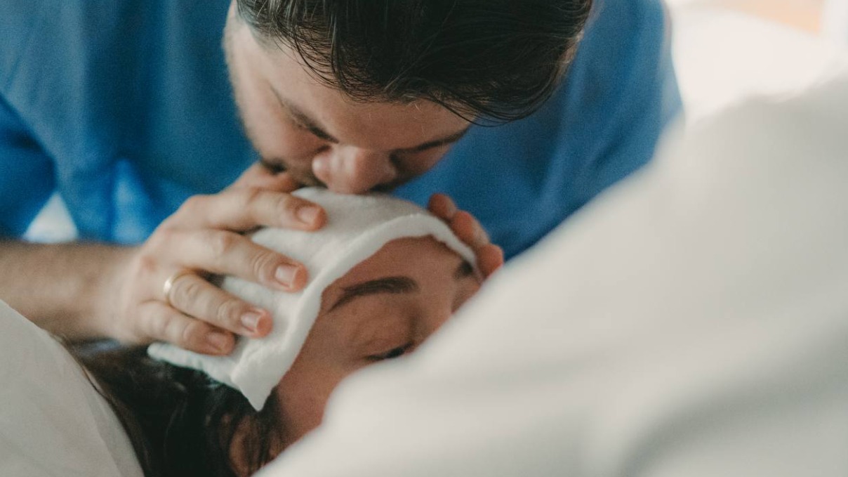 Блогер Дава и певица Мари Краймбрери стали родителями