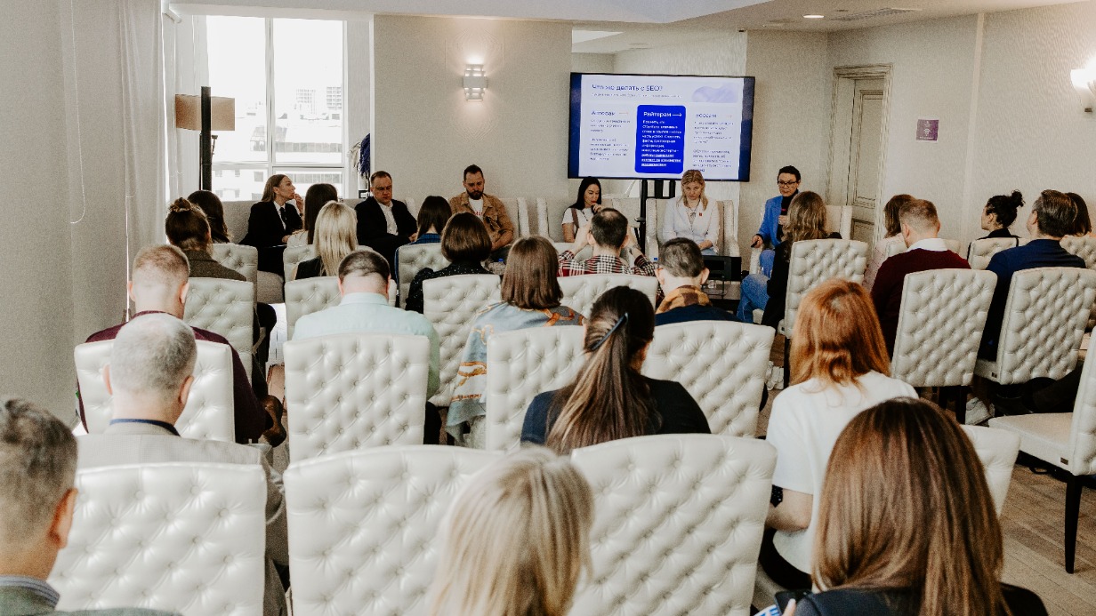 Ассоциация менеджеров обсудила, как ИИ трансформирует медиа и маркетинговые коммуникации