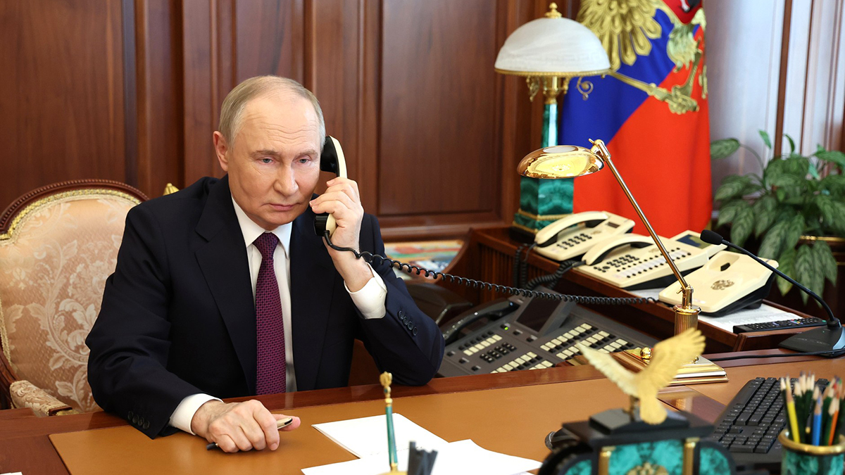 Advance: Разговоры Путина с Трампом и Макроном показали слабость Запада