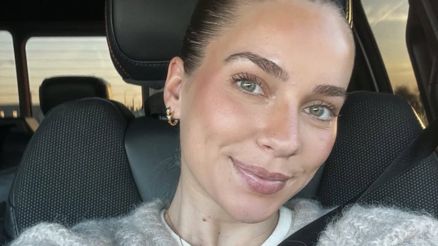 Трехлетний сын блогерши-миллионника Эмили Кайзер утонул в бассейне у дома